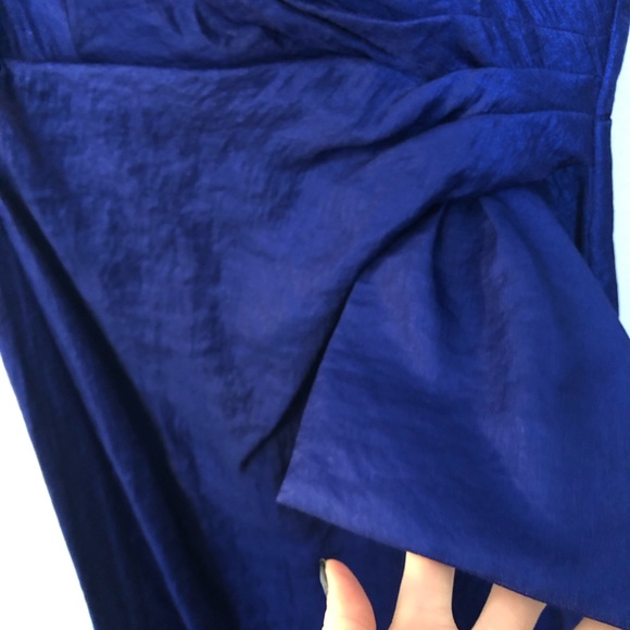 Gorgeous sapphire blue dress. Size 4. Hardly worn. - Picture 6 of 9